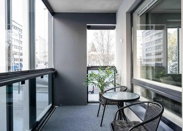 Near The Train Station, Free Parking &netflix كوبيو