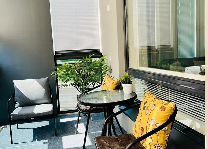 Near The Train Station, Free Parking &netflix * كوبيو